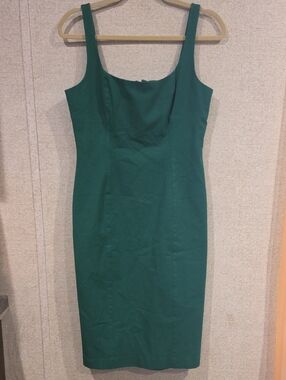 Classic Green Sheath Dress - Women's Elegant Tank Style